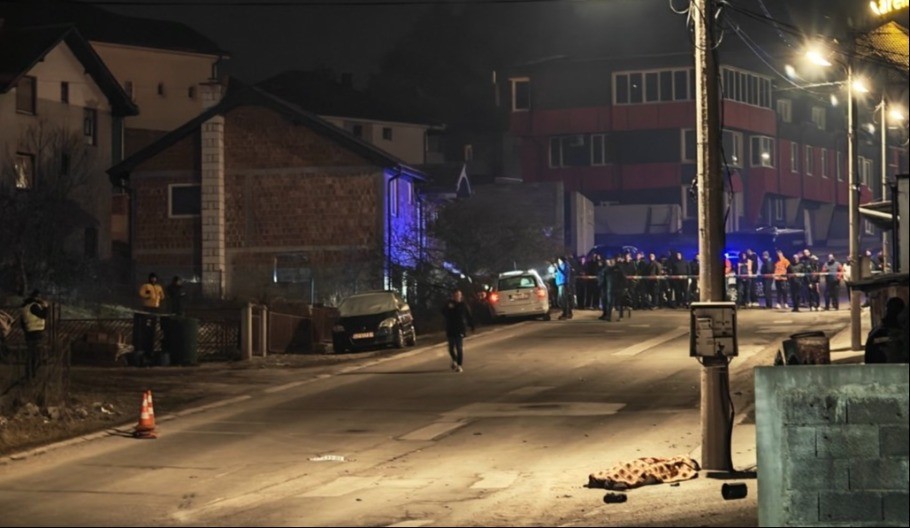 PRVE SLIKE SA MESTA TRAGEDIJE U SJENICI  Majka (44) i ćerka (12) poginule, dečak (9) hitno prebačen u bolnicu u Užicu