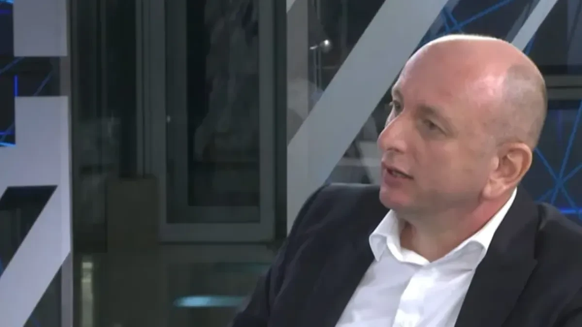 Knežević izbušio premijera: Ako bih trebao da biram da budem prijatelj Aleksandra Vučića ili pudlica Andreja Plenkovića kao Vi, biram Vučića