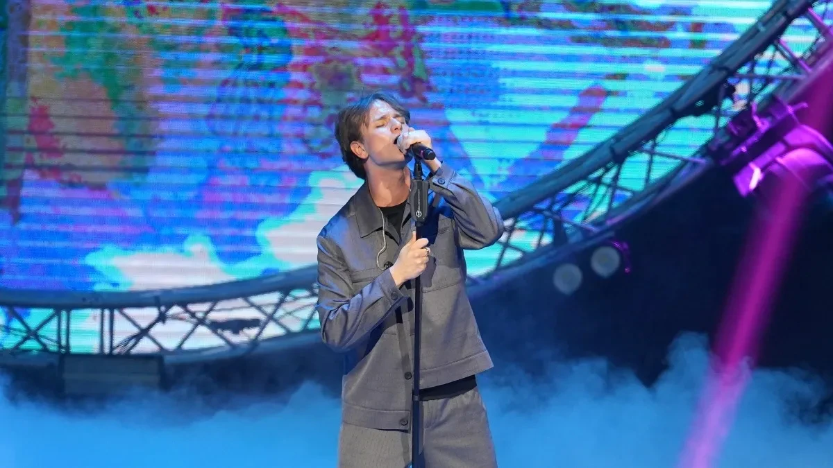 "ZARADIO NA TUĐIM PESMAMA, A BRANI IZVOĐENJE SVOJE!" Estrada besna na Jakova, posle Karleuše, oglasila se i ona! 