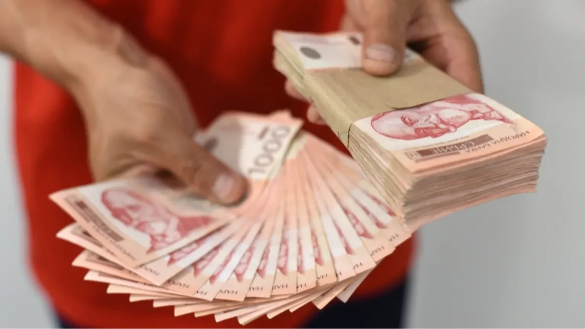 STIŽE NOVA POMOĆ DRŽAVE! Raspisan javni poziv za BESPOVRATNA SREDSTVA, evo ko može da se prijavi