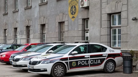PRETIO NOŽEM I GOVORIO DA ĆE GA UBITI Uhapšen posle prijave, policija reagovala