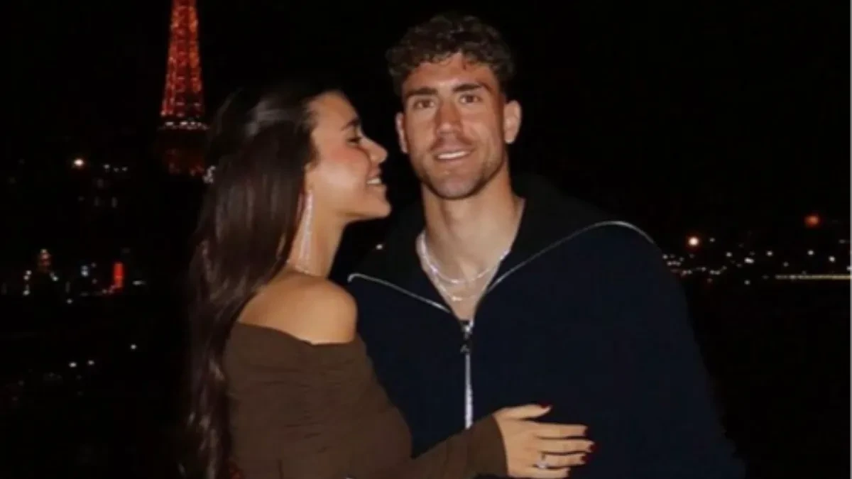 PORODICA DUŠANA VLAHOVIĆA POVUKLA POTEZ NAKON RASKIDA Roditelji se umešali nakon što se Vanja vratila u Srbiju! 