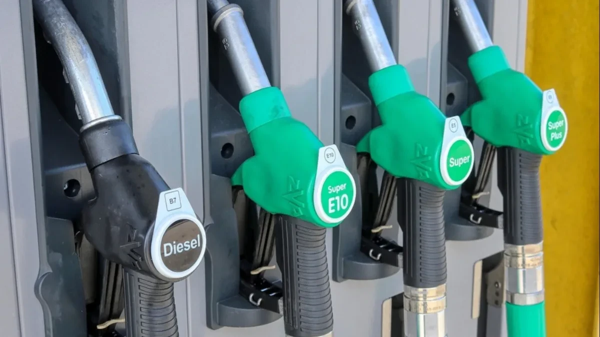 NOVO POSKUPLJENJE GORIVA! Divljaju cene u regionu