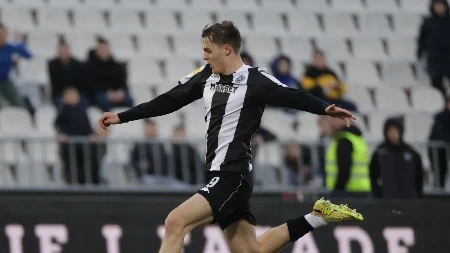 U IGRI MILIONI, ALI... Ovo je istina o bonusima za transfer Kostića, neće biti lako