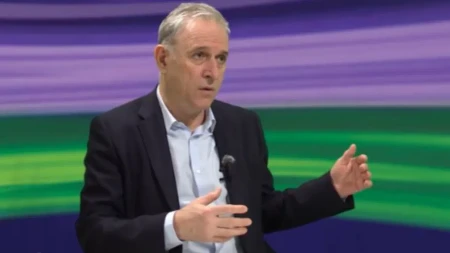 "OVAJ MUČENI ČOVEK" Brnabić "zakucala" Ponoša za sva vremena