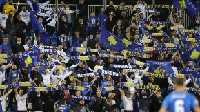 HAOS U PRIŠTINI Evo šta su navijači tzv. Kosova radili Turcima (VIDEO)