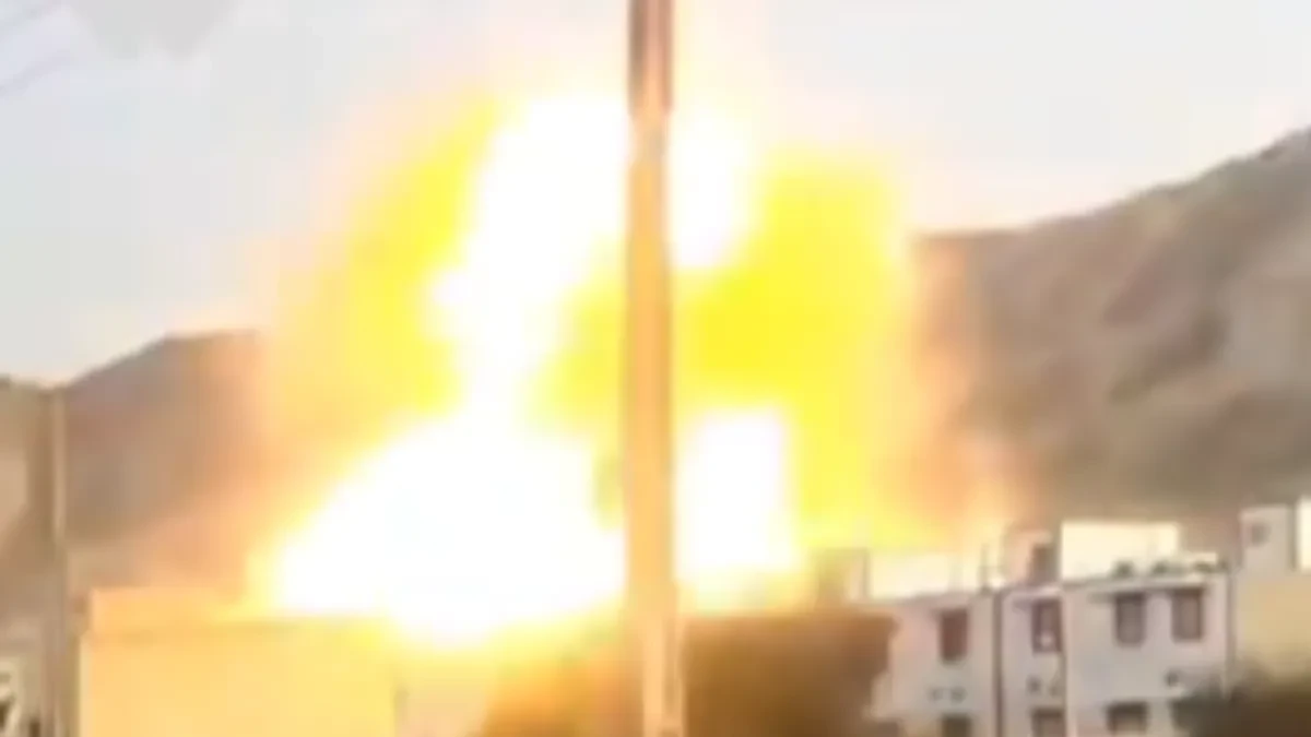 OVO JE NOVO ORUŽJE KOJE JE AMERIKA KORISTILA U IRANU Vatrena kugla sve razorila i pobila civile (VIDEO)