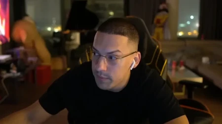 ULAZI U RING PROTIV VASE BAKOČEVIČA Baka Prase pozvao Kristijana, a onda je nastao totalni haos