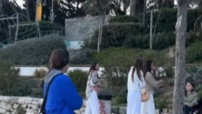 SKANDALČINA U SPLITU Američka turistkinja tvrdi da je NAPADNUTA na plaži – nastao opšti haos!