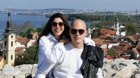 RAZVODI SE POZNATI GLUMAČKI PAR Upoznali se na snimanju serije! 