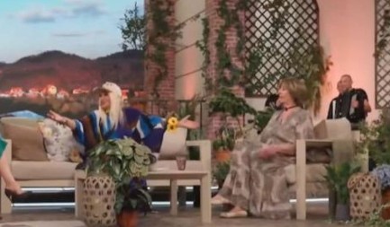 "PLAŠIM SE DA SAM JA SLEDEĆA" Pevačica se uspaničila zbog smrti: "Ne smem da uzmem rezultate analiza" 