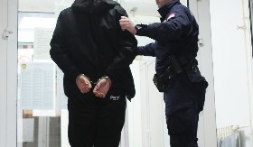 OTKRIVENO KAKO JE DEČAK UBIO BAKU Od ukradenog novca kupio telefon!