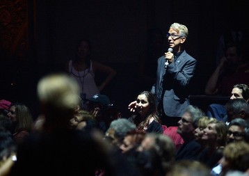 ,,ZNATE LI KOLIKO MI JE TEŠKO?" Komičar zamalo izgubio život, pronašli mu ovo na mozgu