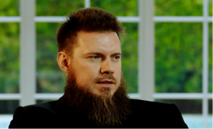 PRVO OGLAŠAVANJE DANIJELA JOVANOVIĆA ISPRED DOMA NA BEŽANIJSKOJ KOSI Suzanin sin izustio jedno nakon rođenja ćerke