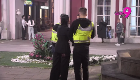 ŽESTOK OKRŠAJ U ELITI Obezbeđenje razdvaja poznati par, karambol u dvorištu!