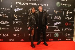 "EKONOMSKA KLASA PO CENI BIZNIS, BEZOBRAZNI SU" Pevača ojadili za karte, jedva se vratio sa Maldiva! 