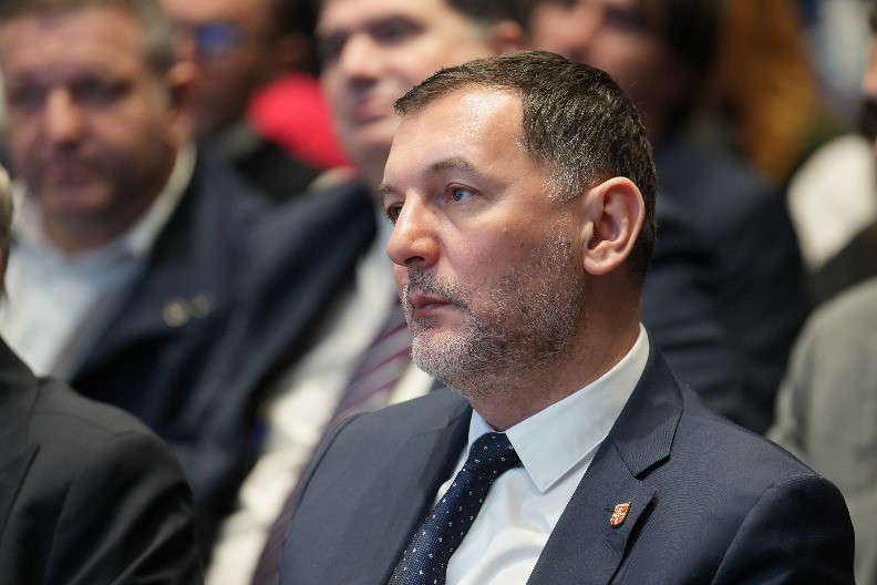 BEZBEDNOST NEMA ALTERNATIVU Zajednica klubova podržala poziv FSS