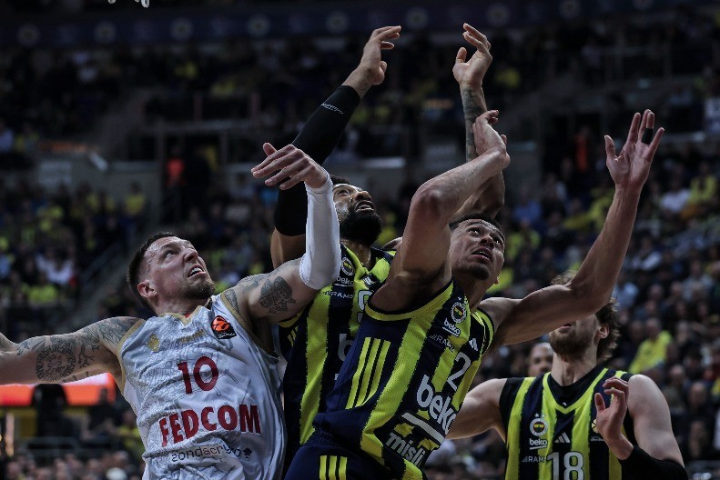 DOMINACIJA LIDERA Fenerbahče razbio Monako