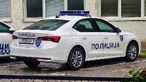 DRAMA U KUĆI U SKOPLJU Otac (79) i ćerka (48) prijavili jedno drugo posle tuče i pretnji nožem