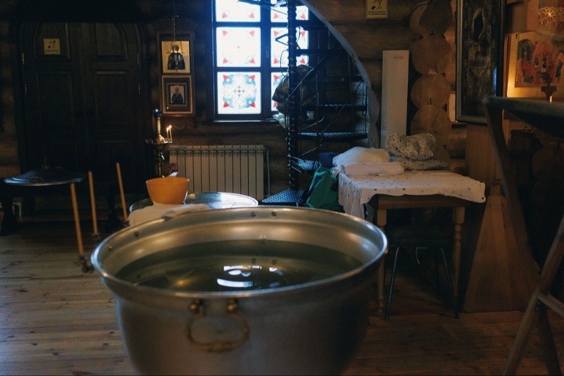 Ako OVO URADITE pred pričešće, bolje da se VRATITE KUĆI: Otac Dušan objasnio JEDINI ISPRAVAN NAČIN da vernici priđu Svetoj čaši