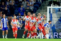  SA "MARAKANE" STIGAO ODGOVOR "NE" Velikan ponudio 17 miliona evra za Zvezdinog vezistu, evo koliko traže crveno-beli