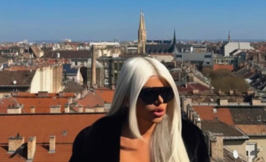 STRASNO SE LJUBI SA DEČKOM NASRED ULICE! Dara Bubamara pokazala novog izabranika (FOTO) 