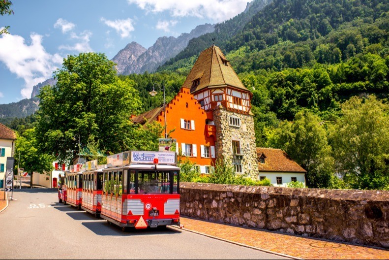 Nema aerodrom i gotovo niko je ne posećuje, ali je svetska sila u proizvodnji proteza