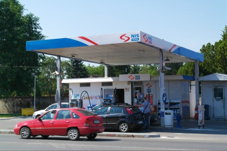 CENE NAFTE I GASA  U SVETU DIVLJAJU Šta će preduzeti Srbija, a šta druge evropske države