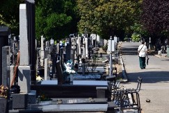 JEZIVA PREVARA NA GROBLJU Iskopavali tela, a onda ih prodavali ponovo – ovaj detalj ih je poslao u zatvor!