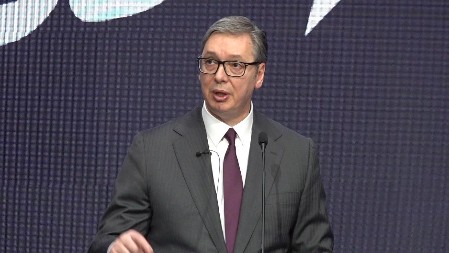 MILIJARDE DAJEMO ZA INOVATIVNE LEKOVE Vučić: I neko pokvareno kaže da lečimo decu SMS-om!