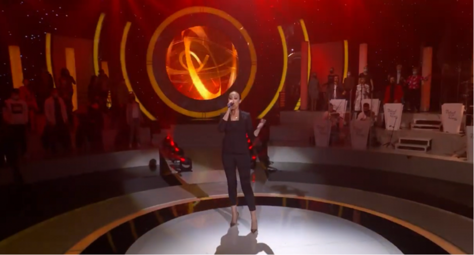 "NAJTEŽE JE KADA SAHRANIŠ SVOJE DETE" Pevačica progovorila o teškoj tragediji, u studiju nastao muk