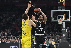 OGROMAN PROBLEM ZA PARTIZAN Dvejn Vašington se ponovo povredio