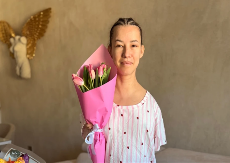 DEVOJKA SA KRILIMA IZAŠLA IZ BOLNICE Nakon gubitka bebe: "Još sam otečena od lekova"