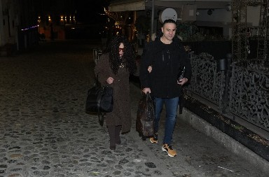 "BOŽE ME SAČUVAJ" Pevačica oštro prokomentarisala potez Tonija Cetinskog (FOTO)