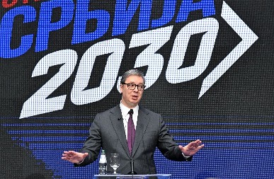 MIR, STABILNOST, NEZAVISNOST - TO JE TEMELJ NA KOJEM GRADIMO NAPREDAK Vučić se oglasio u nedelju veče