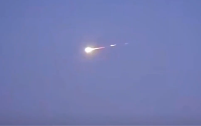 EKSPLOZIJA NA NEBU IZNAD NEMAČKE: Prijavljena šteta u više mesta (VIDEO)