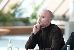 "PREVARILA ME JE, PRONAŠAO SAM PORUKE U TELEFONU" Aca Sofronijević javno otkrio šokantne detalje o neverstvu