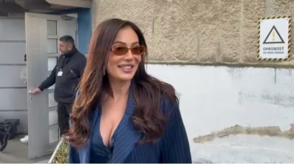 BRAJA SLAVI 30 GODINA BRAKA Među prvima stigla Ceca i to sa ovim muškarcem u zagrljaju!