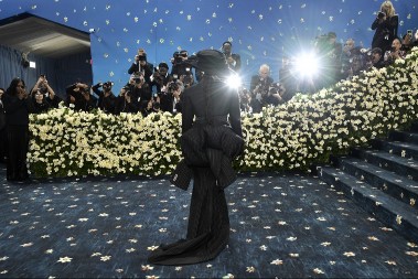 PUCNJAVA KOD KUĆE POZNATE PEVAČICE Ispaljen rafal prema vili