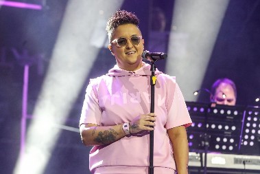 "SKLONITE GA ODMAH" Marija Šerifović prekinula koncert, desilo se nešto neočekivano (FOTO)