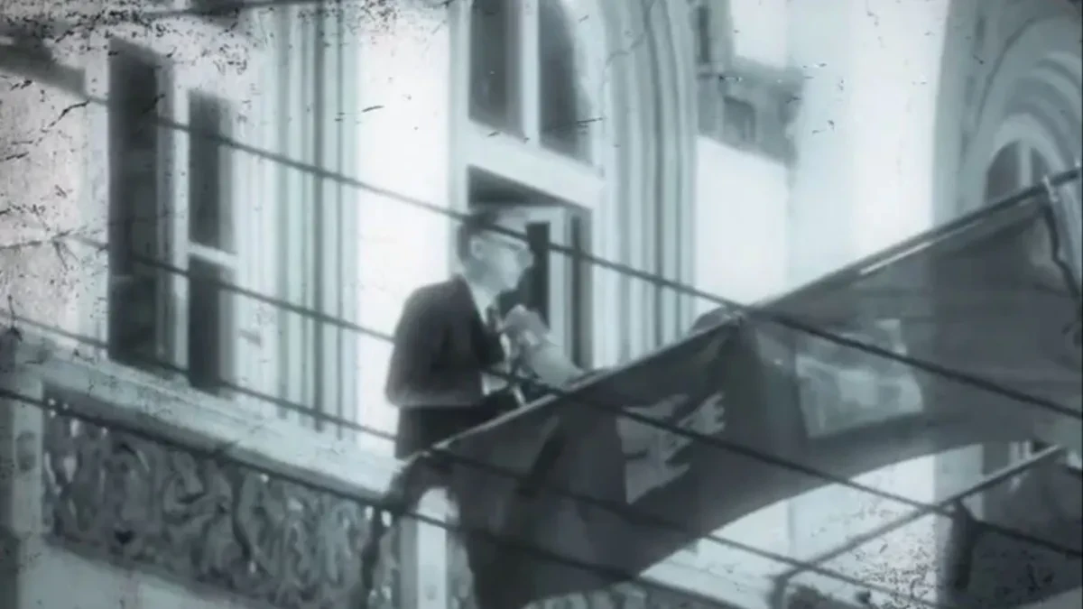 GOVOR KOJI JE SVE OTKRIO Obraćanje Đokića sa balkona jasan znak planova! Čista zloupotreba tragedije u političke svrhe!