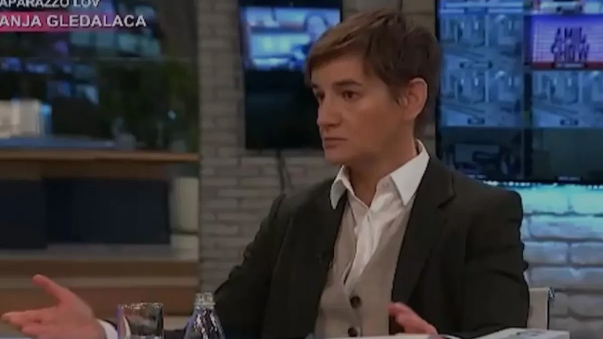 ĐOKIĆ LAŽE ŠTA JE AUTONOMIJA UNIVERZITETA! Država je stala uz studente, Rektorat bio protiv smanjenja školarina (VIDEO)