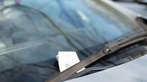 MISLIO JE DA JE PRONAŠAO SAVRŠENO MESTO ZA PARKIRANJE A onda ga je dočekala besna poruka - evo šta je komšija napisao u njoj