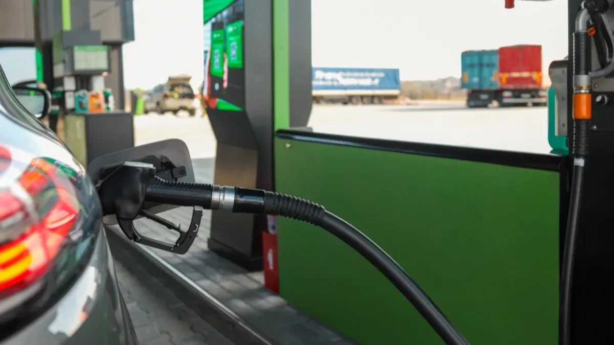 Gorivo planulo preko noći - vozači ispraznili rezervoare širom Francuske