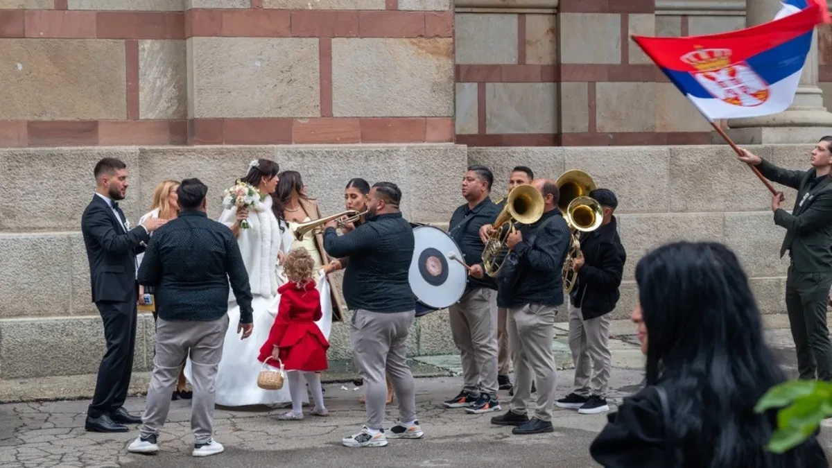 O ovoj svadbi se i danas priča! Zbog poruke koju je svekrva poslala snaji, nastao je skandal koji 20 godina niko ne može obriše iz sećanja!