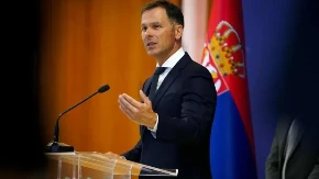 VASKRS NAM DAJE SNAGU Siniša Mali čestitao uskršnje praznike patrijarhu i svim vernicima