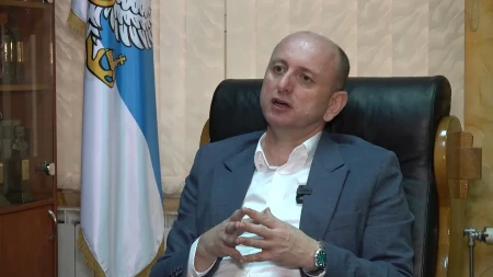 IZMEĐU KRSTA I NAVIKE: Šta nam Vaskrs danas zaista govori