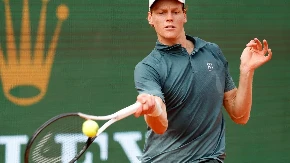 KAO BRZI VOZ Siner razbio Zvereva za finale Monte Karla