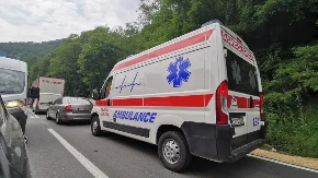 „PUKLA JOJ JE KIČMA, NIJE JOJ BILO SPASA“ Detalji stravične nesreće kod Aleksinca u kojoj je poginula devojka (19)