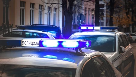 POZNATO VREME I MESTO SAHRANE UBIJENOG MLADIĆA IZ LESKOVCA Ubica žrtvu ranio na ulici, pa usmrtio u lokalu